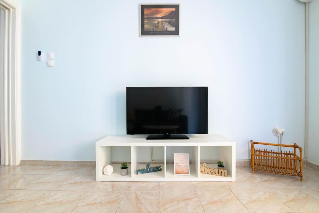 Your Perfect Place 1Min From Kato Patissia Station -100Mbps Athens Ngoại thất bức ảnh