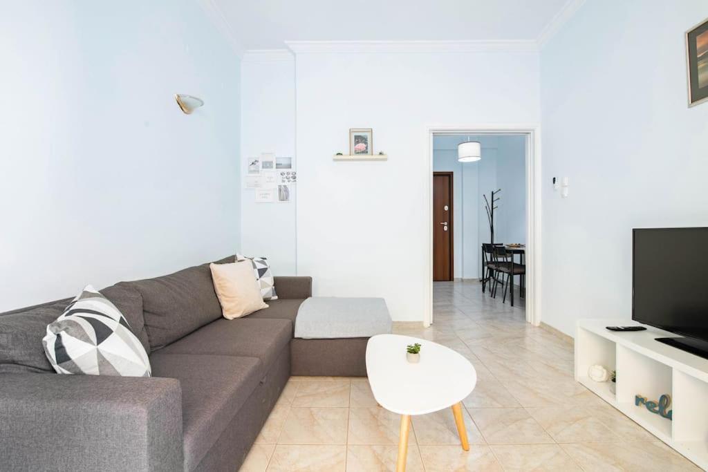 Your Perfect Place 1Min From Kato Patissia Station -100Mbps Athens Ngoại thất bức ảnh